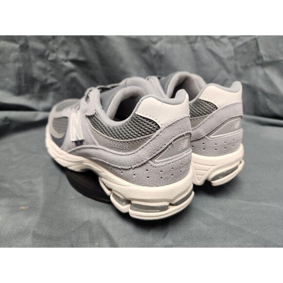 New Balance Boys 2002 Sneakers GC2002ST Suede Grey Size 6 NEW IN BOX! - Picture 6 of 11